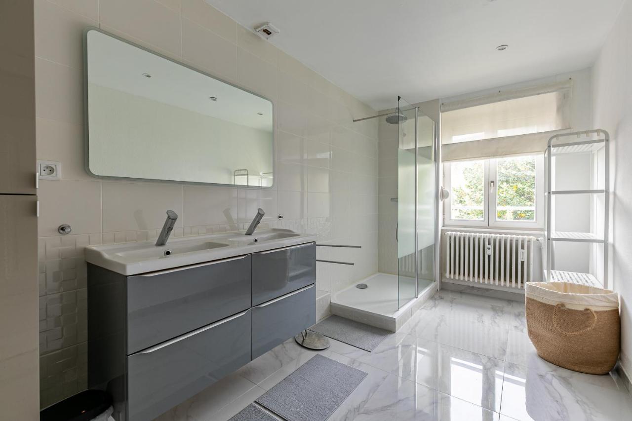 Hyper Centre - 120m2- F5 Apartment